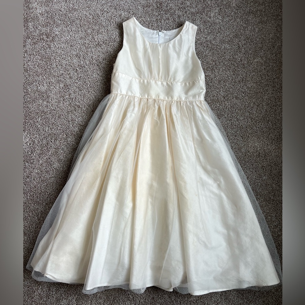 Girls Ivory Tulle Special Occasion Dress